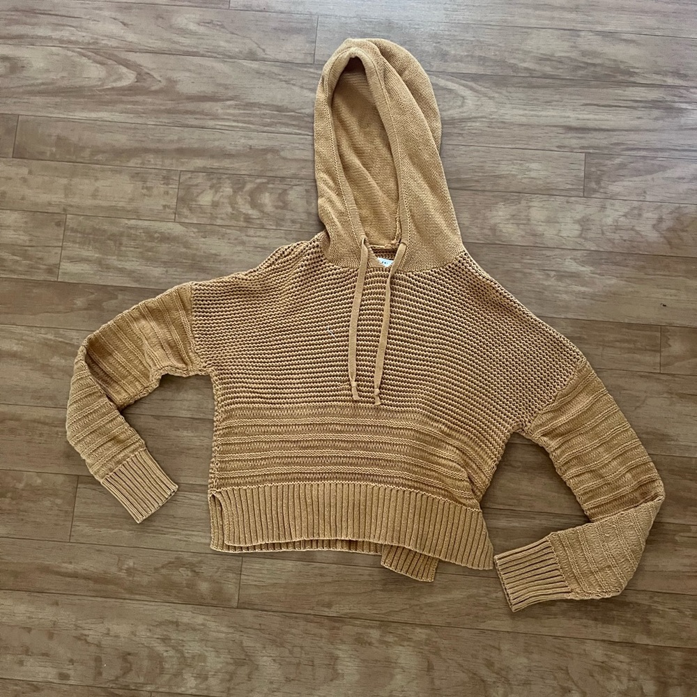 Aeropostale mustard yellow sweater